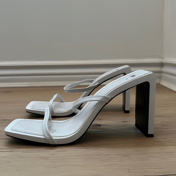 Zara white heel sandal - Picture 2 of 3